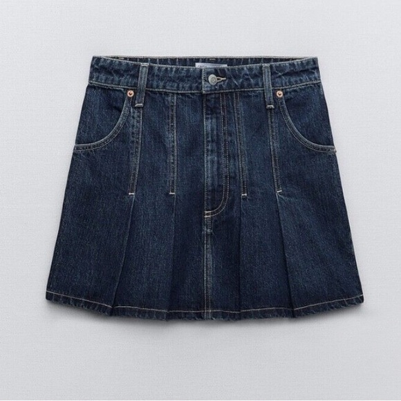 ZARA  Pleated Mini Denim Skirt size extra small - Picture 4 of 11